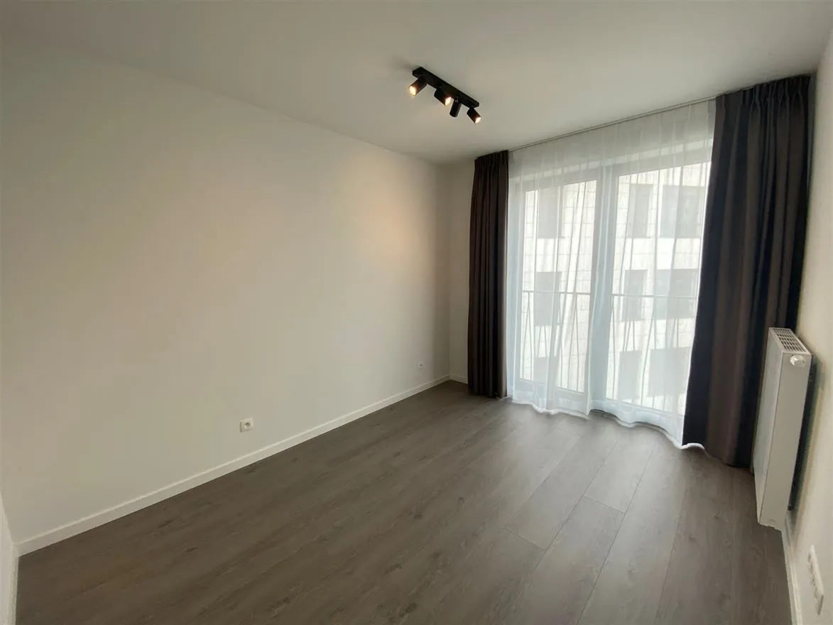 Apartman Kiadó - 2018 ANTWERPEN BE Image 5